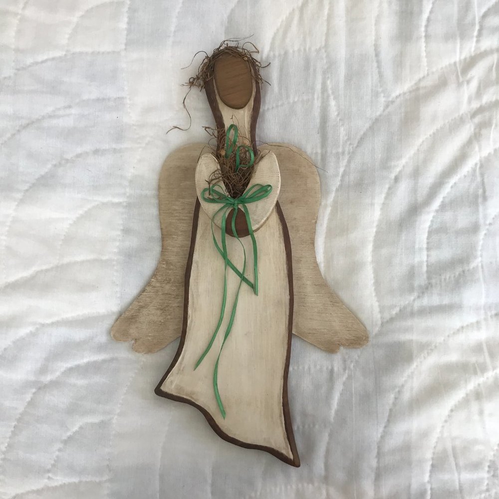 Handcrafted Angel - Picture 2 of 4